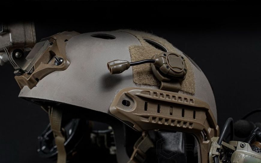 Фонарик тактический на шлем каску для военных (Белый + ИК свет), LT-10 Coyote